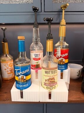 Barista syrup holders (no syrups included)